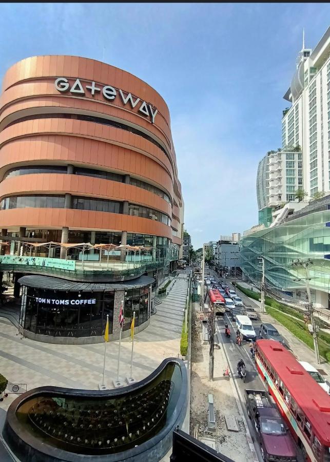Nato House Ekkamai Aparthotel Bangkok Buitenkant foto